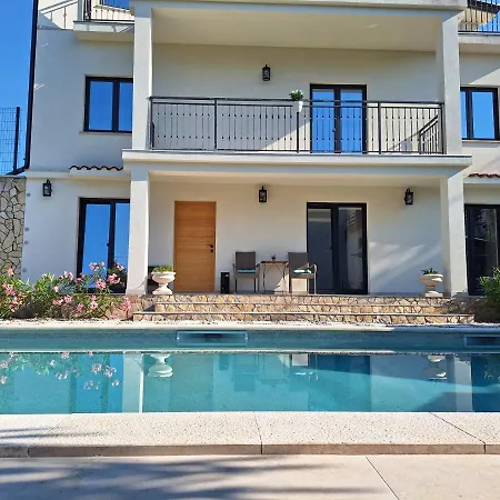 Luxury Kvarner Park With Garden And Large Rgb Private Pool Villa *