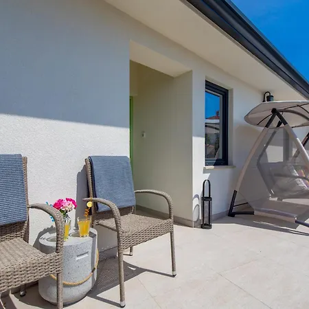 Villa Luxury Kvarner Park With Garden And Large Rgb Private Pool Kastav